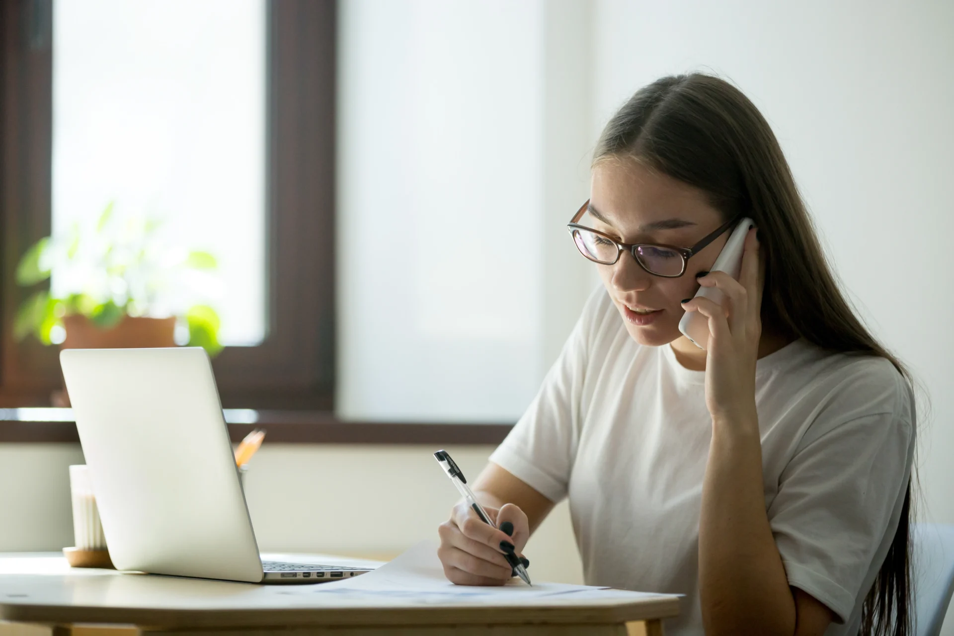 How Much Do 0800 Numbers Cost to Call in the UK?